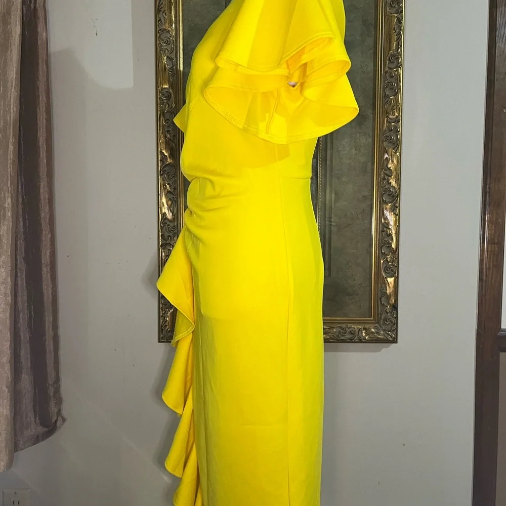Elegant Yellow Ruffle Dress - Picture 10 of 16